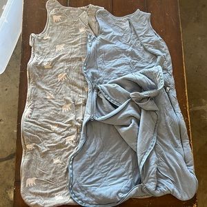 Grey with polar bears sleep sack